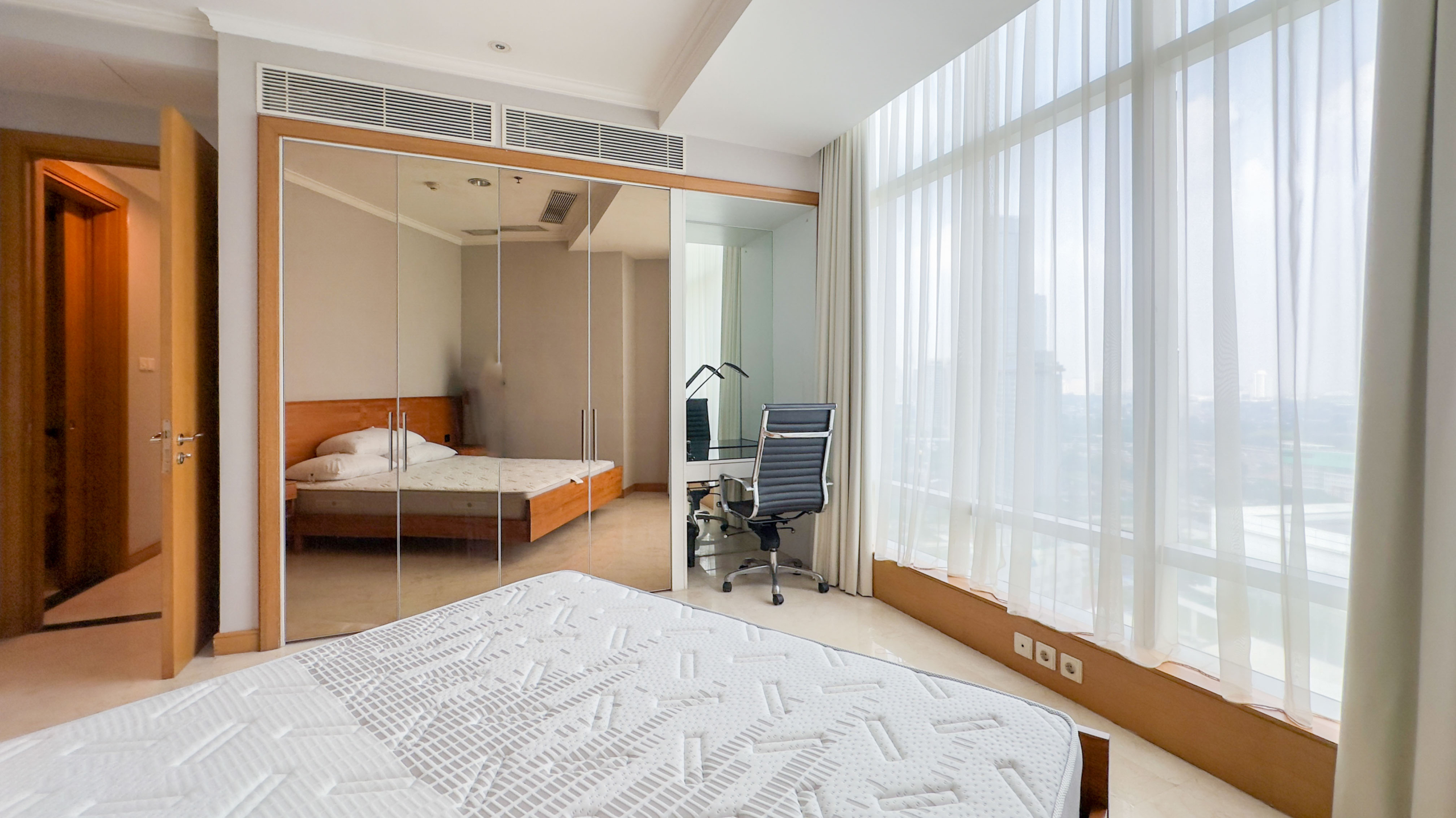 KEMP001-A1-KEMPINSKI 19-A1-ABBAS-11