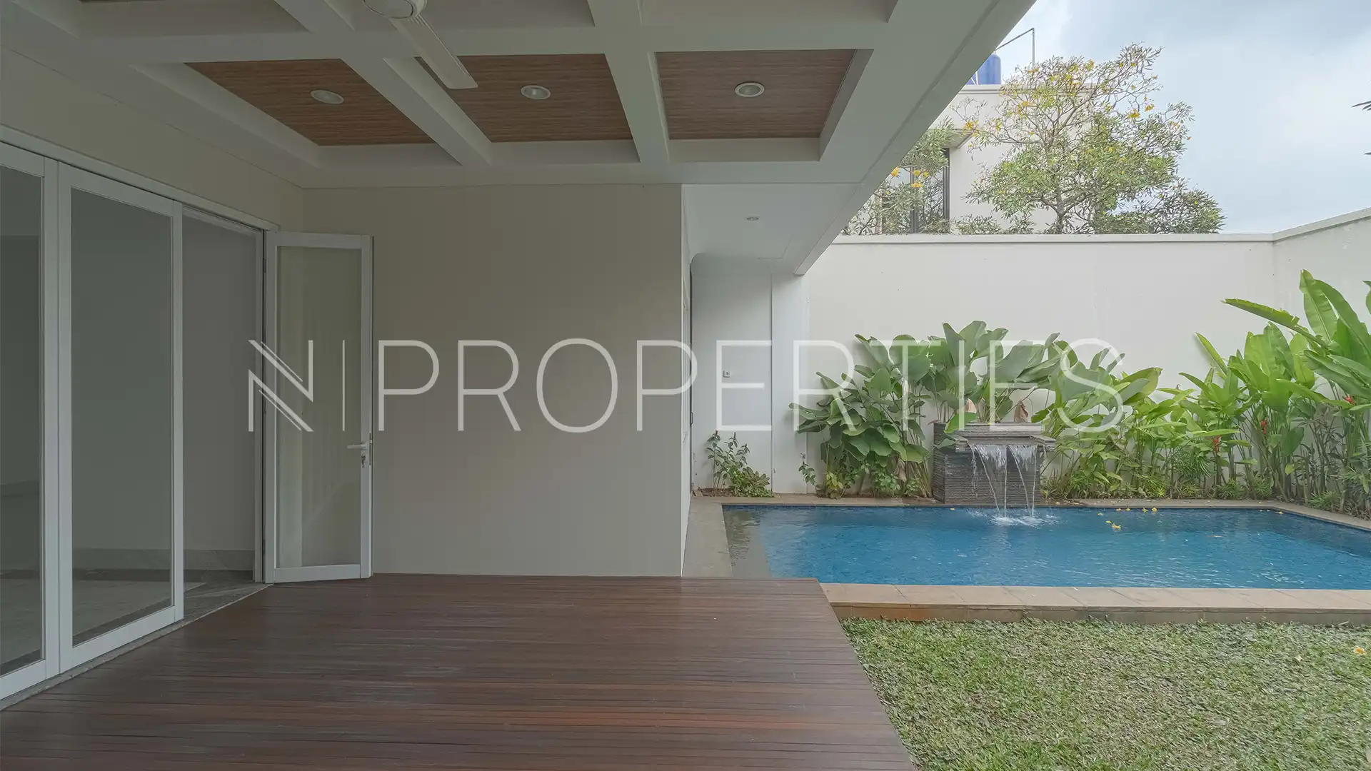 Kemang Selatan-4BR-Backyard