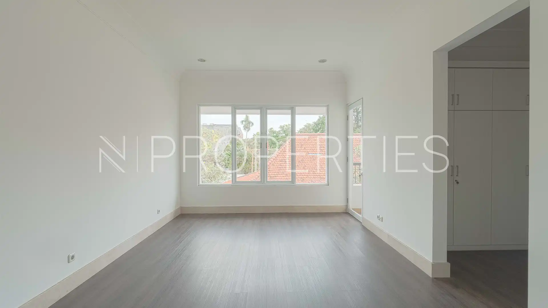 Kemang Selatan-4BR-Bedroom 1