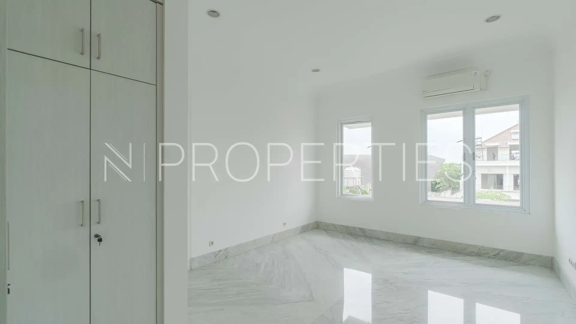 Kemang Selatan-4BR-Bedroom 2