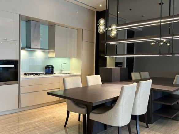 La Vie-2BR-Dining Area