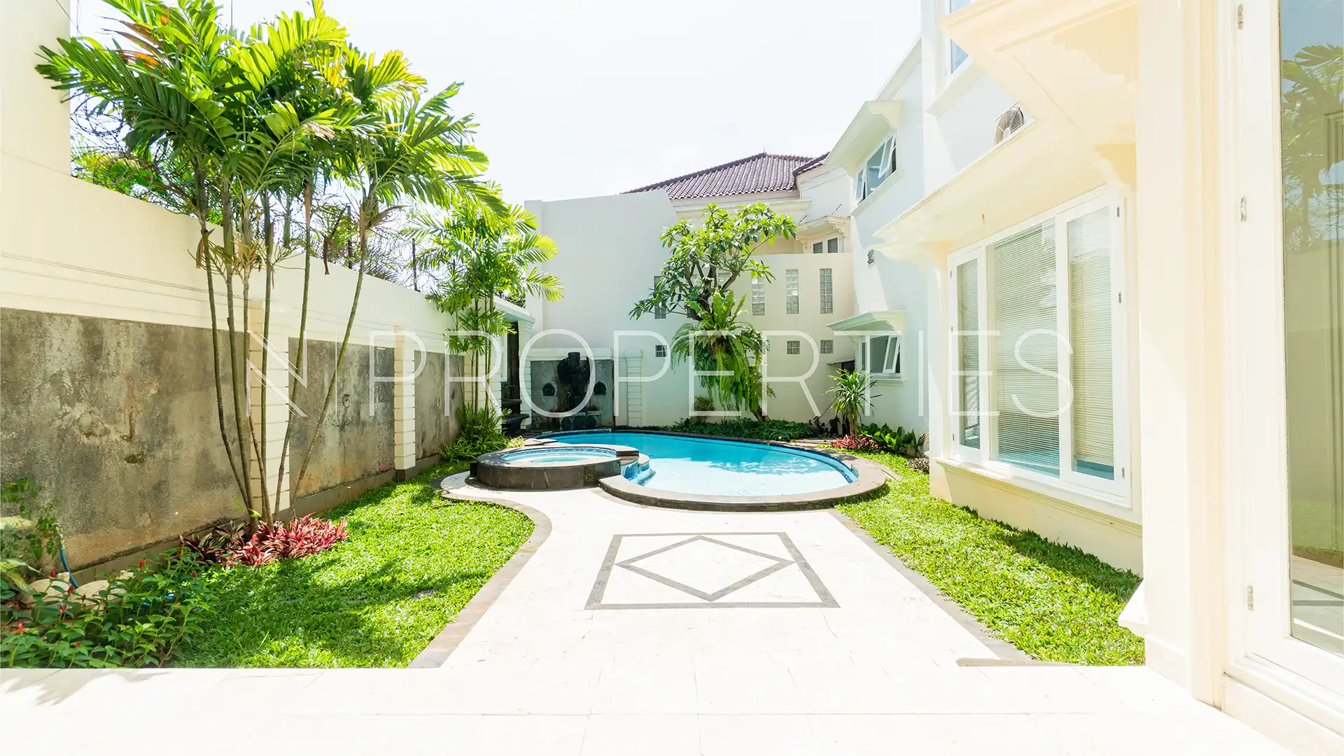 PENTA 1 RESIDENCE-6BR-Swimming Pool with Backyard