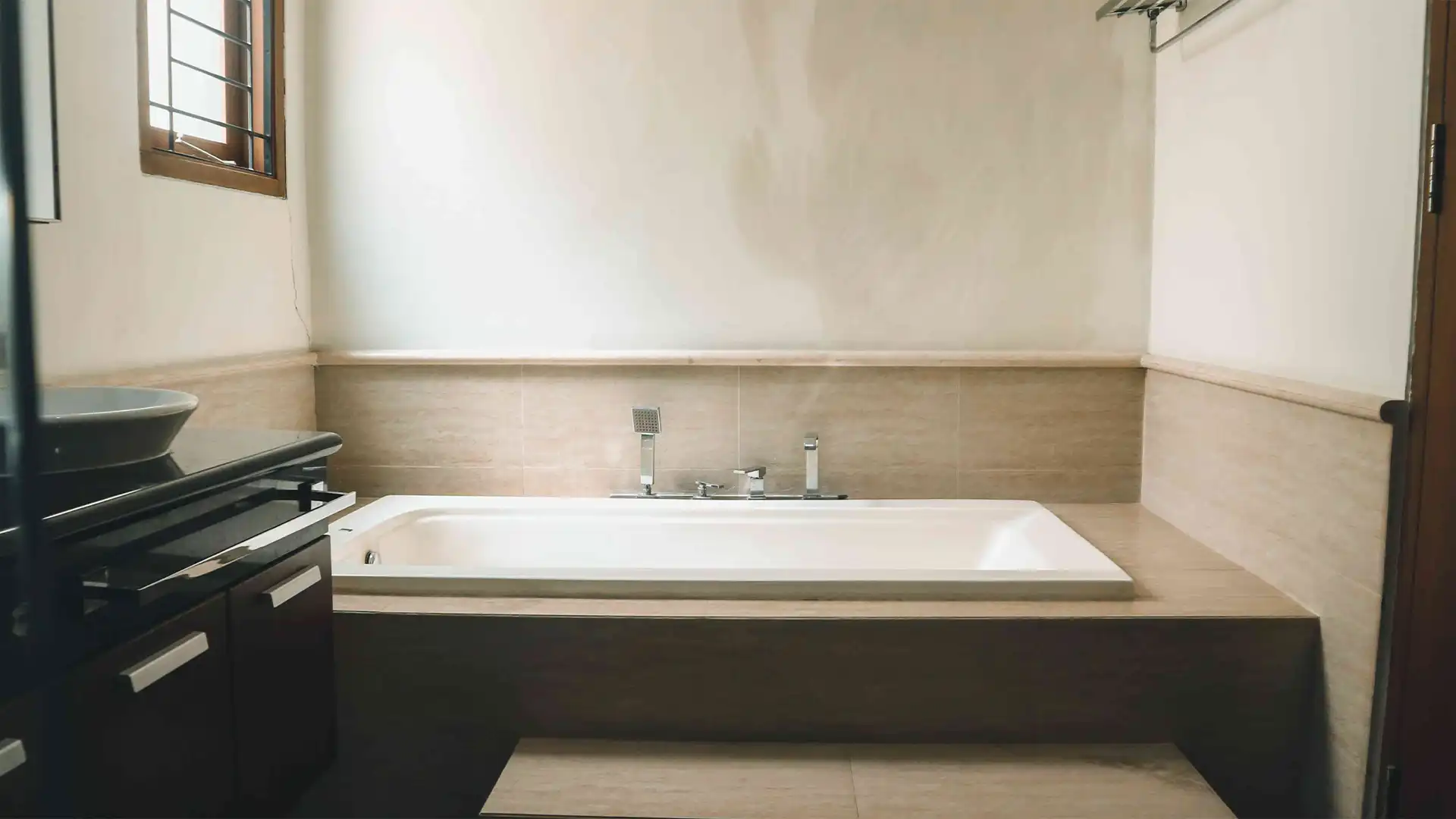 Pandawa Kenanga Residence-4BR-Bathroom 1