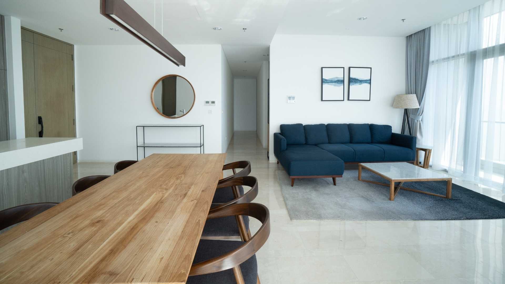 Two Verde Terraverde-3BR-Living and dining table