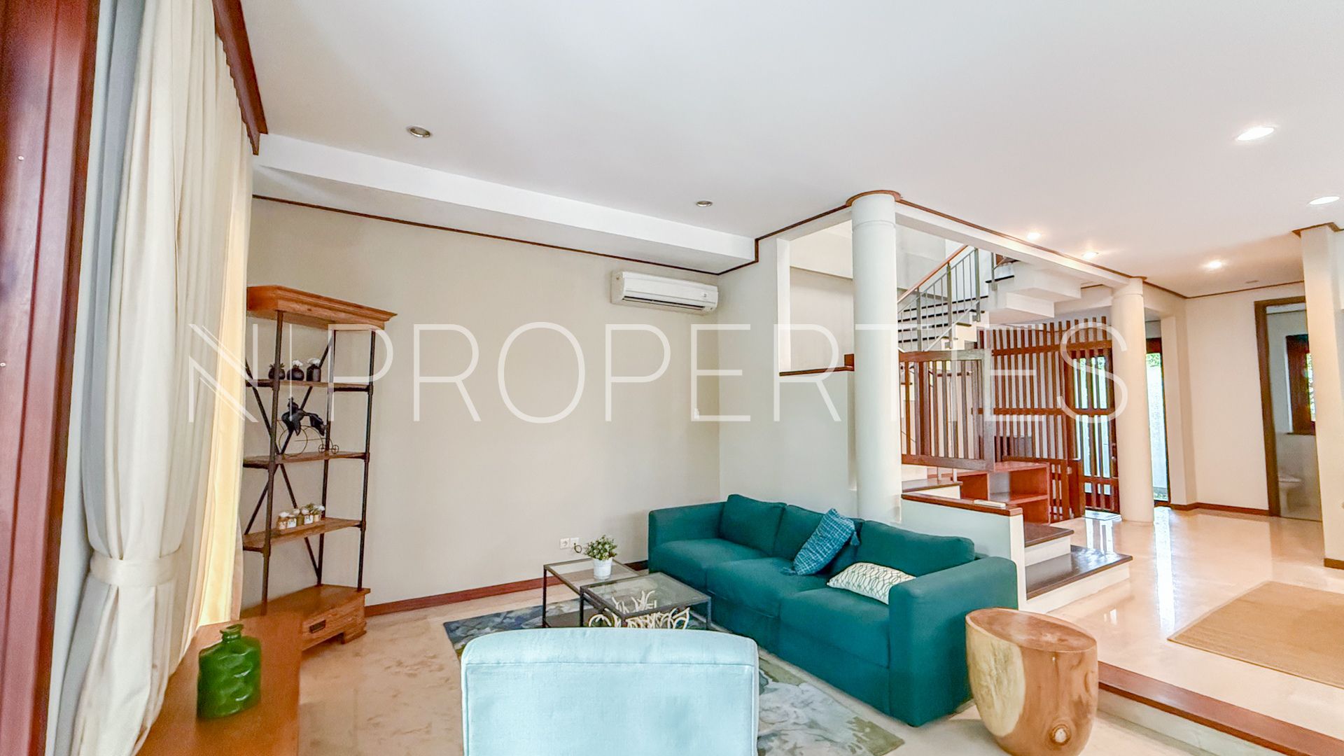 VERANDA I-3BR-LIVING AREA