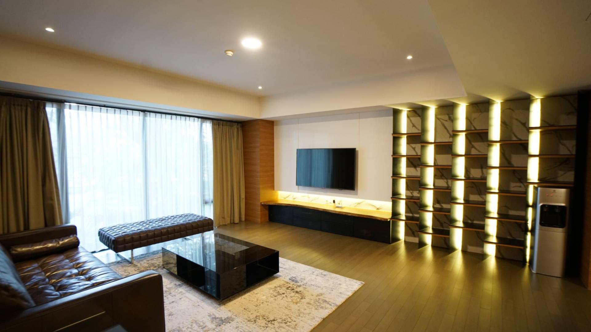 VERDE 0NE-2BR-LIVING ROOM