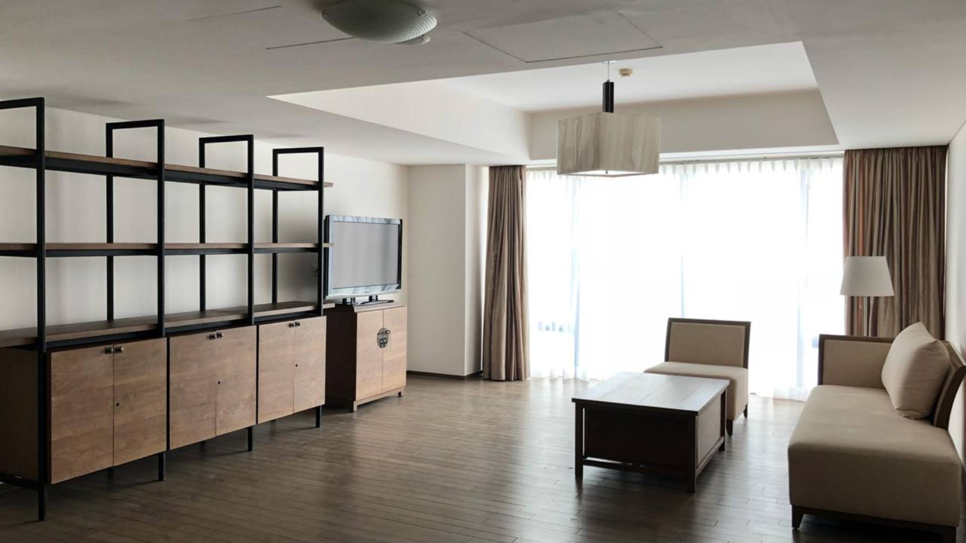 VERDE ONE-2BR-LIVING ROOM VERDE ONE-2BR-LIVING ROOM