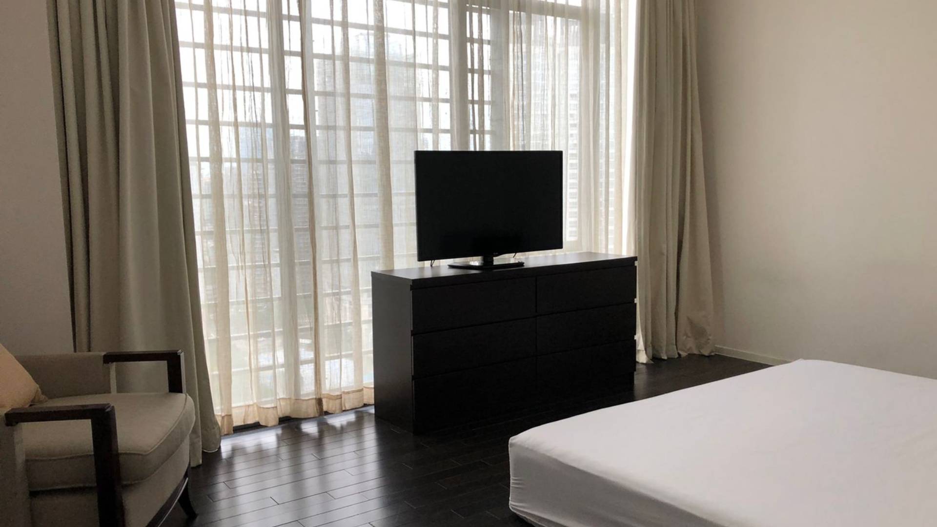 VERDE 0NE-3BR-BEDROOM 1