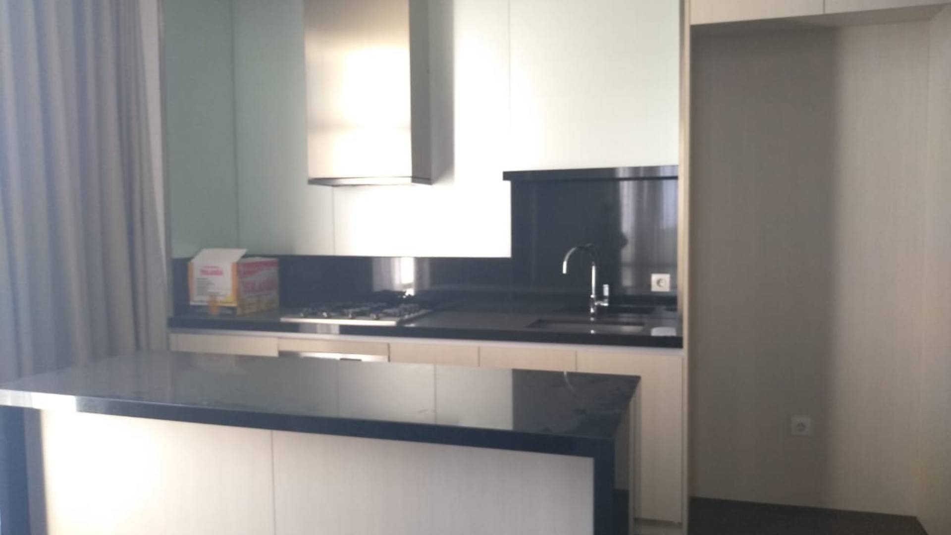 VERDE 0NE-3BR-KITCHEN AREA