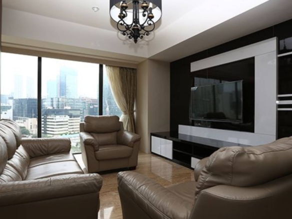 VERDE ONE-3BR-LIVING ROOM