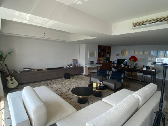 VERDE ONE-3BR-LIVING ROOM WIDE ANGLE