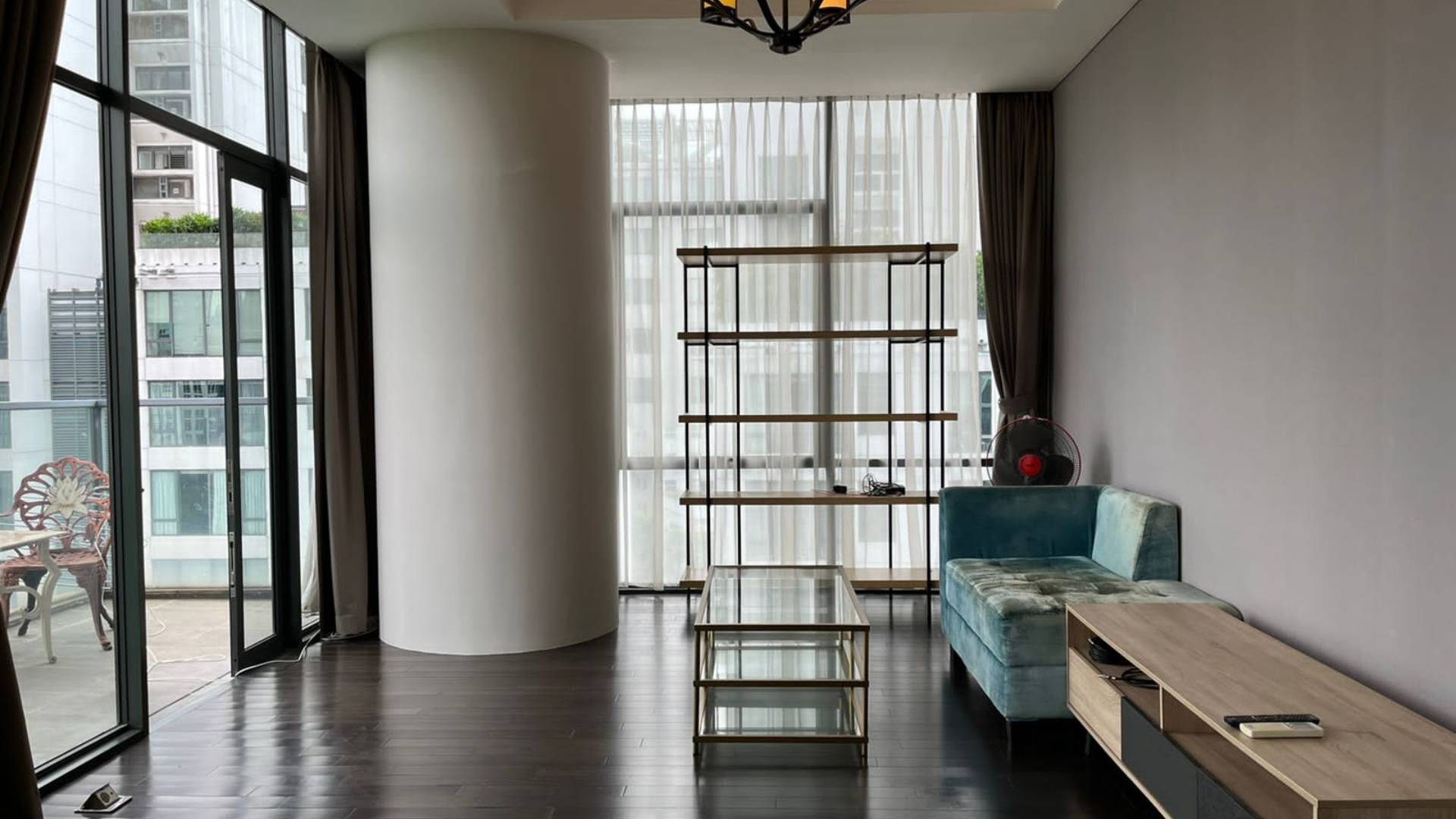 VERDE ONE-3BR-LIVING ROOM WITH BALCONY AREA