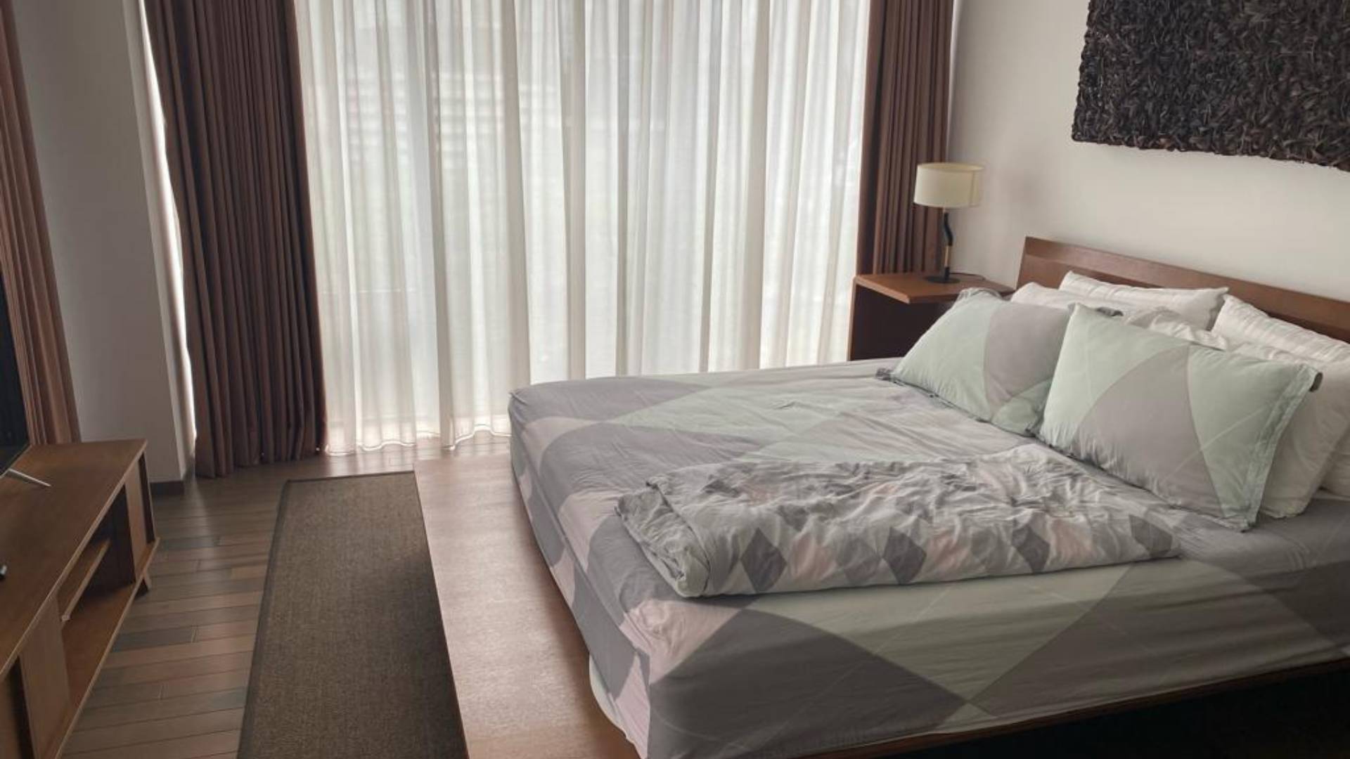 VERDE 0NE-3BR-MASTER BEDROOM DETAIL