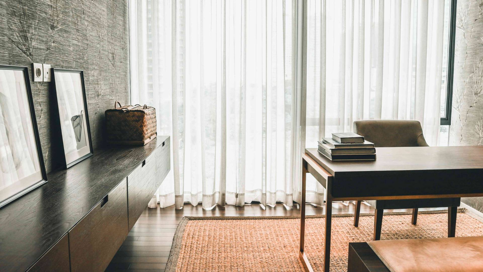 VERDE 0NE-3BR-OFFICE ROOM