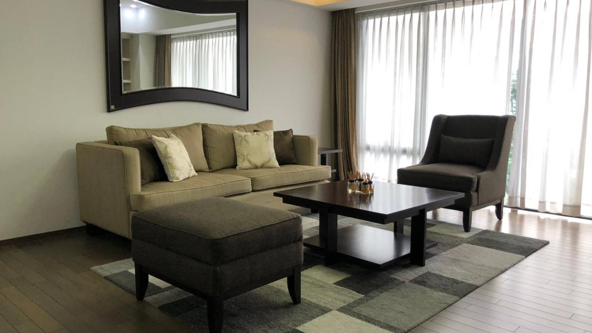 VERDE ONE-2BR-LIVING ROOM