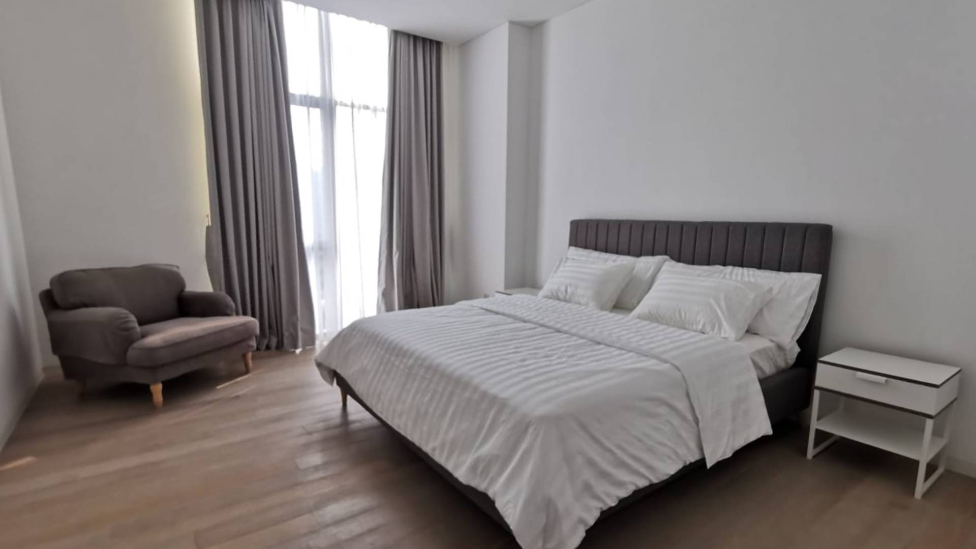 VERDE TWO-TERRAVERDE-2BR-MASTER BEDROOM