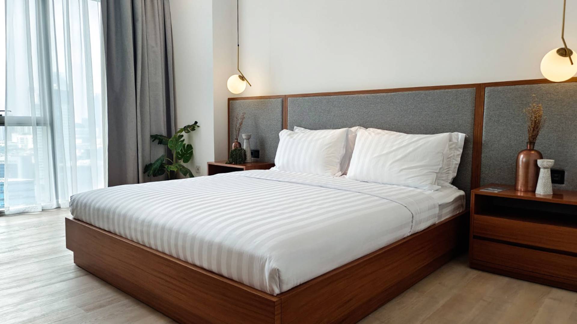 VERDE TWO-TERRAVERDE-2BR-MASTER BEDROOM DETAIL