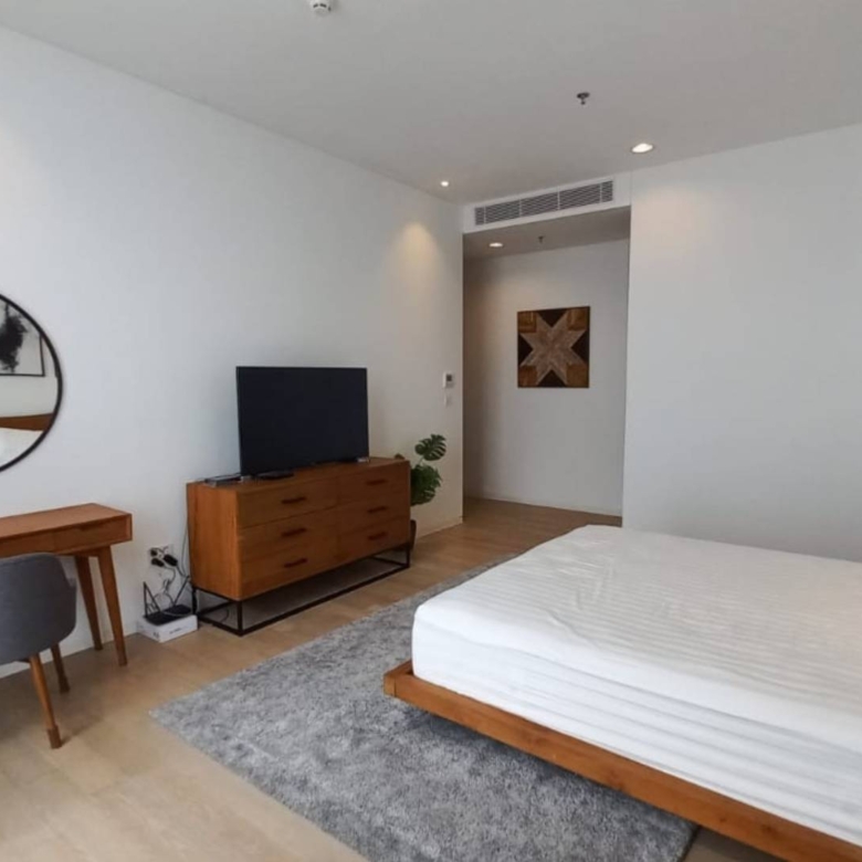 VERDE TWO-TERRAVERDE-2BR-MASTER BEDROOM WITH CABINET TV