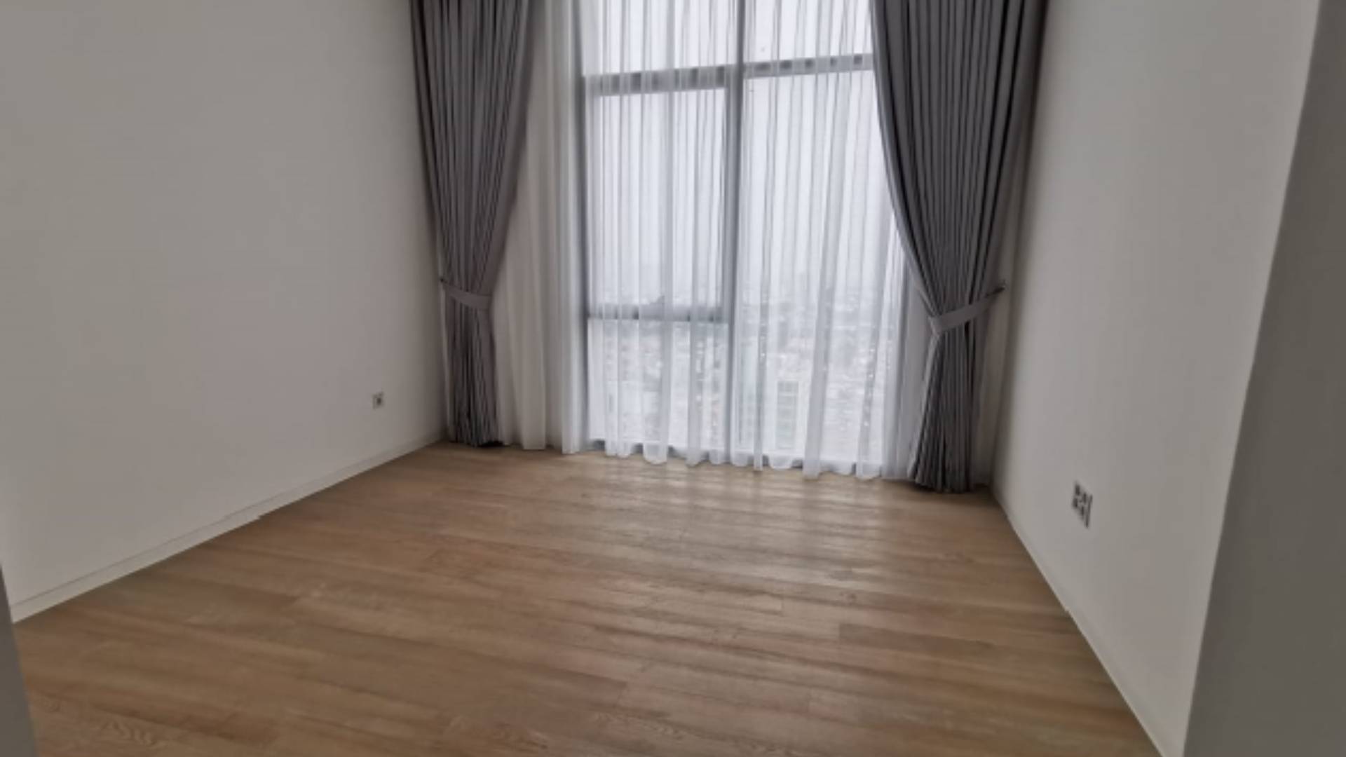 VERDE TWO-TERRAVERDE-3BR-THIRD BEDROOM