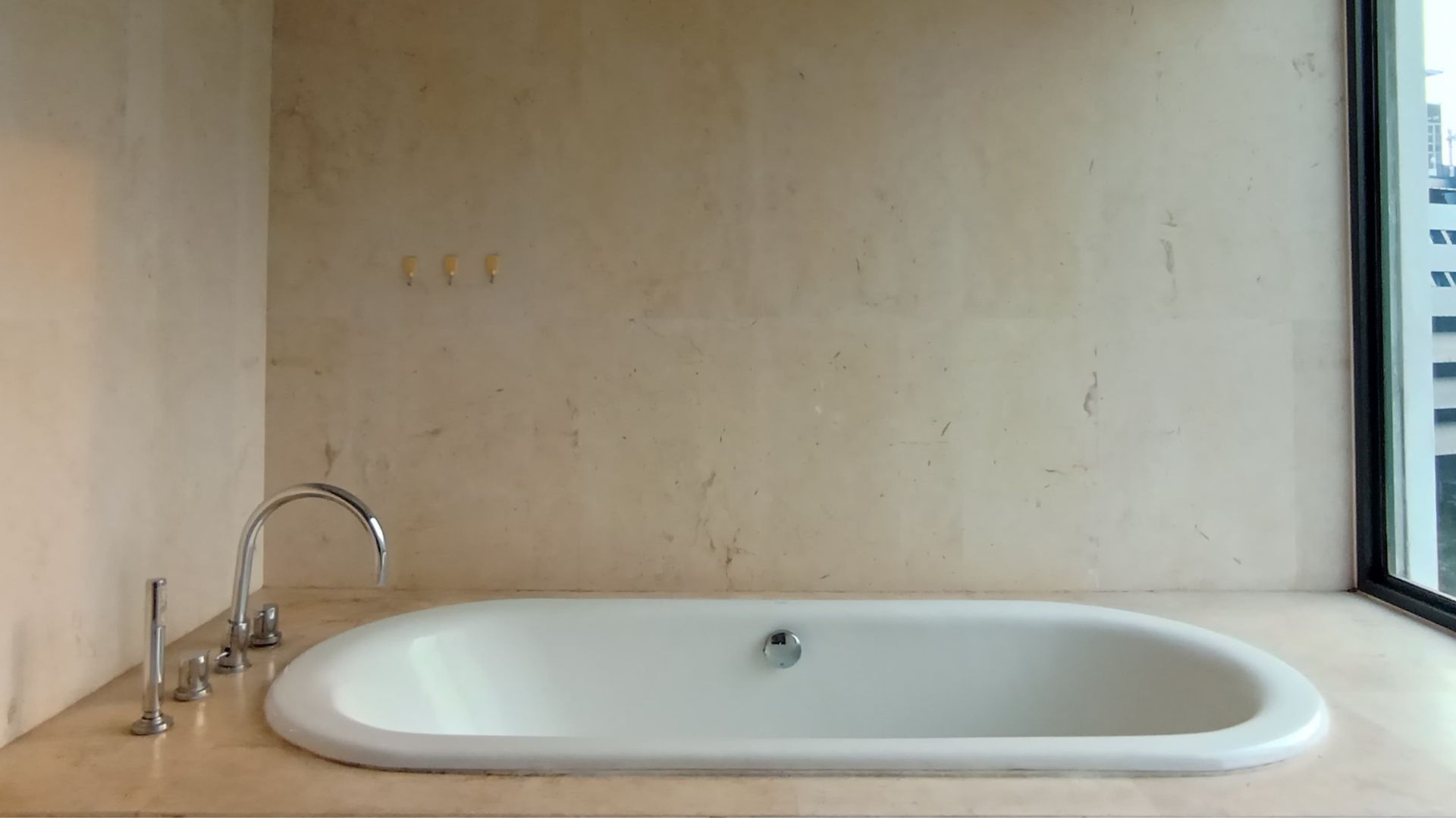 Verde One – 2BR – Bathroom