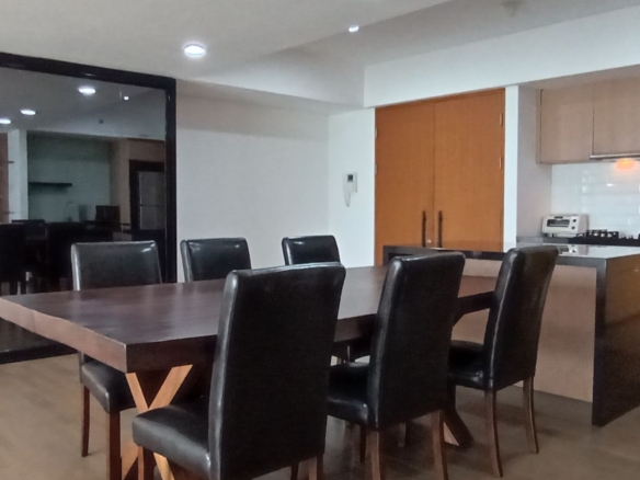 Verde One - 2BR - Dining Area and Kitchen