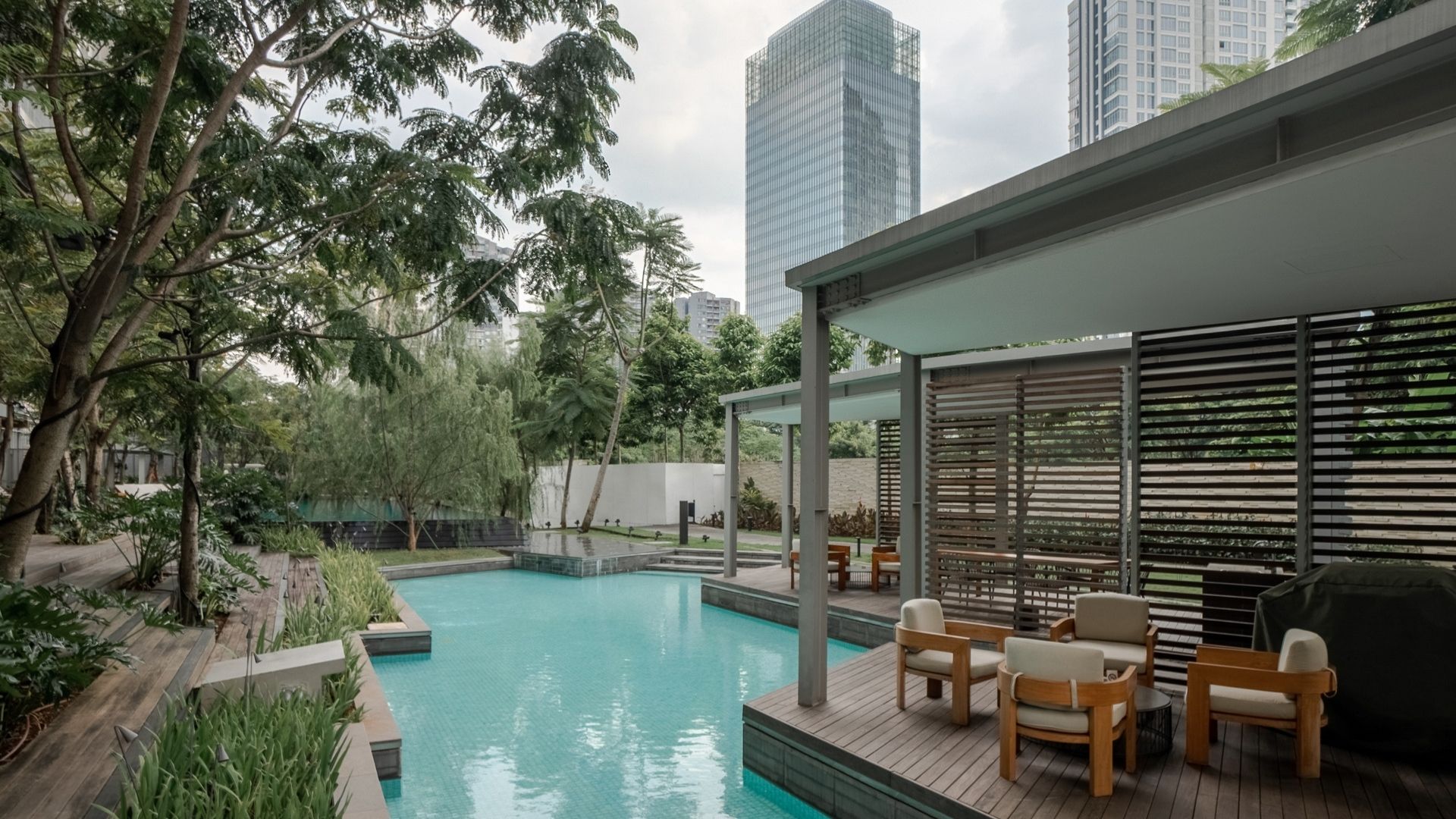 Verde Two-Children Swimming Pool