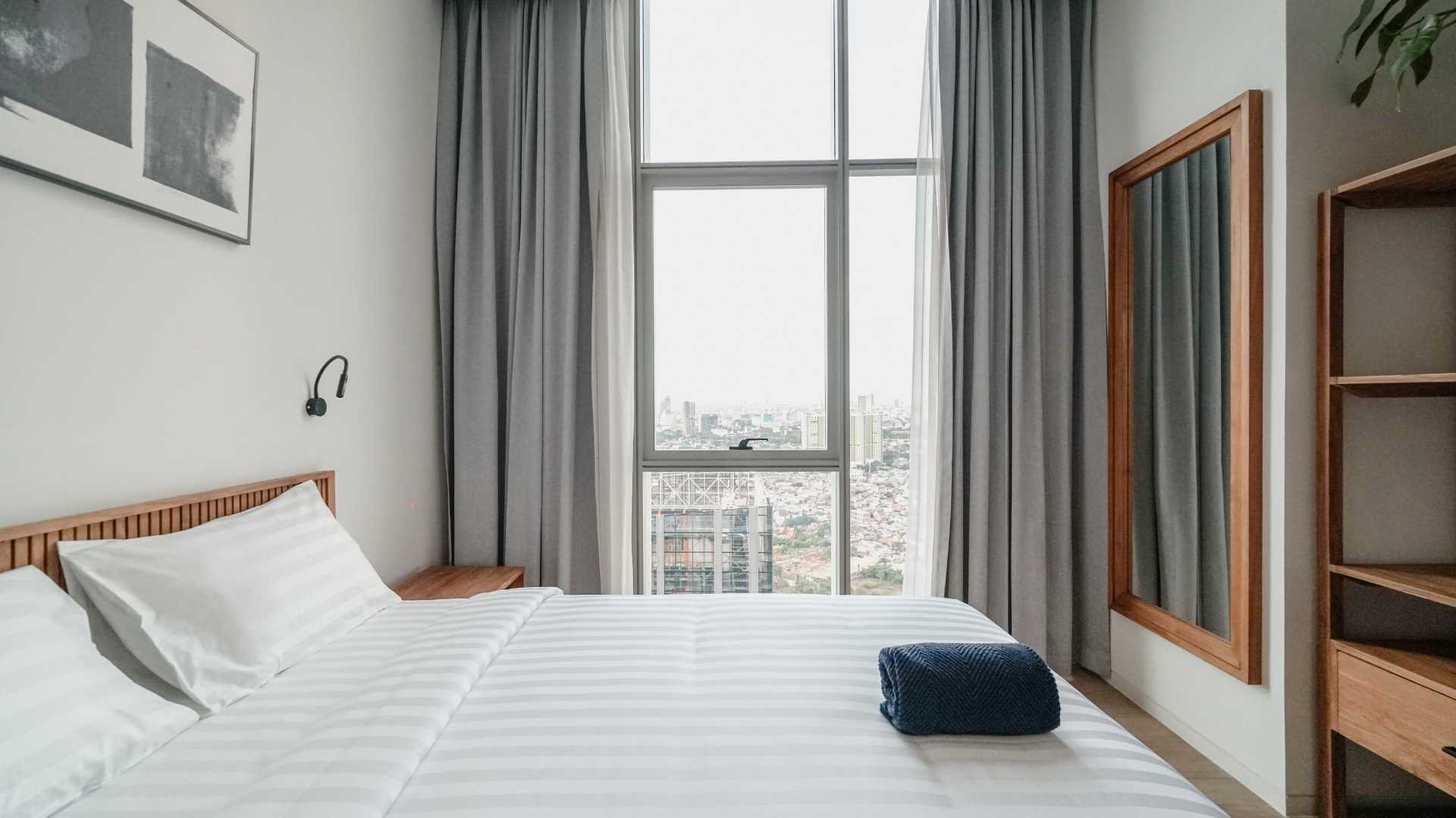 Verde Two Terraverde-2BR-Bedroom window