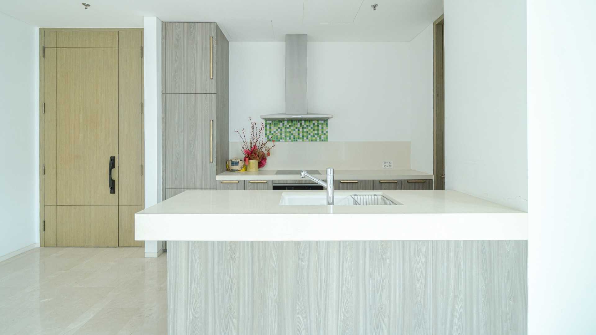 Verde Two Terraverde-3BR-Kitchen (1)