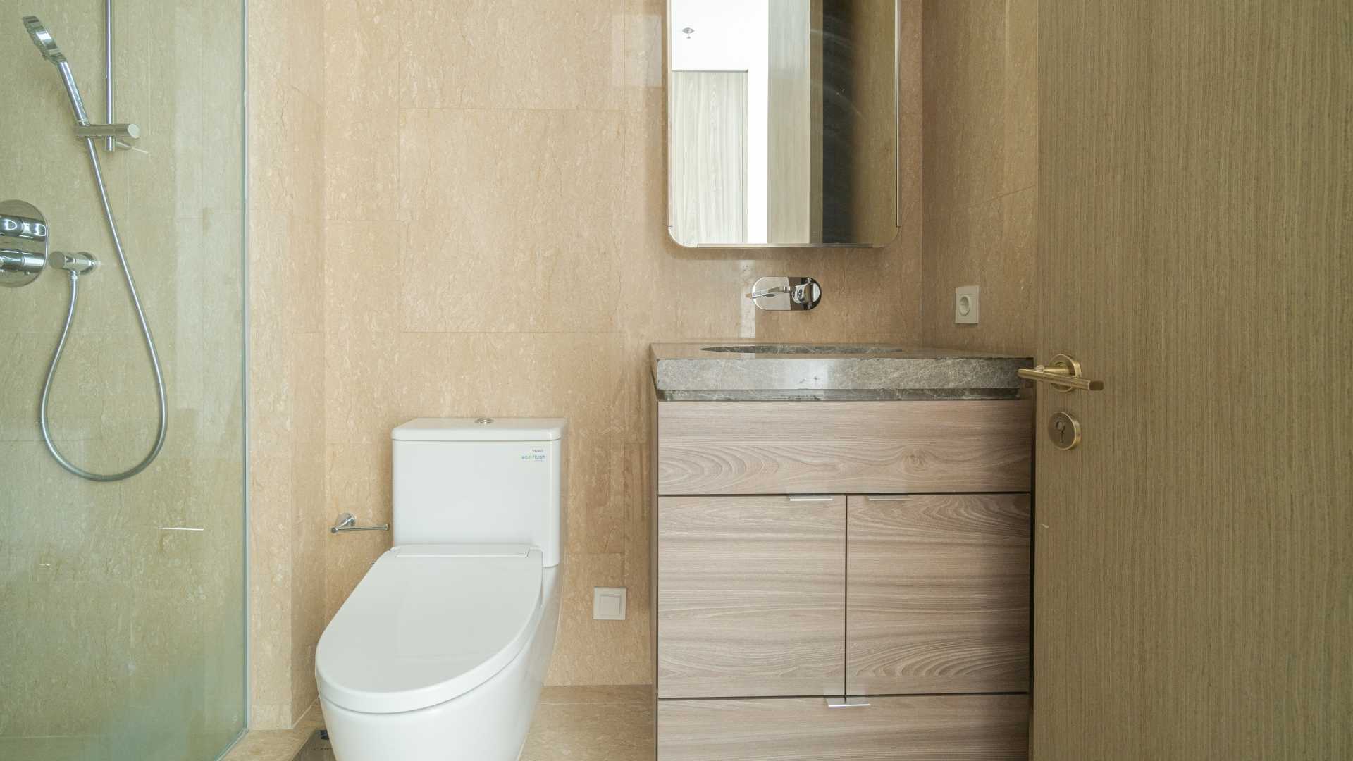 Verde Two Terraverde-3BR-Toilet interior