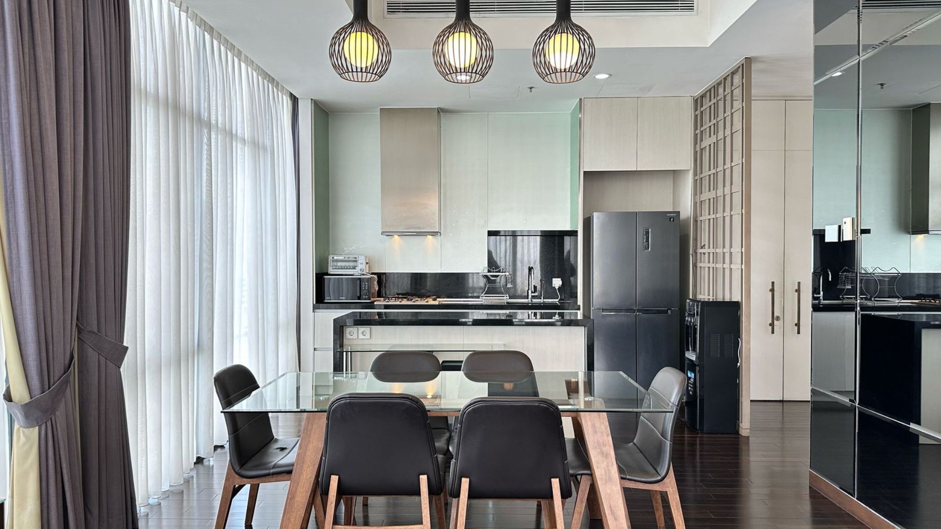 Verdev one - 3BR - Dining Area and Kitchen