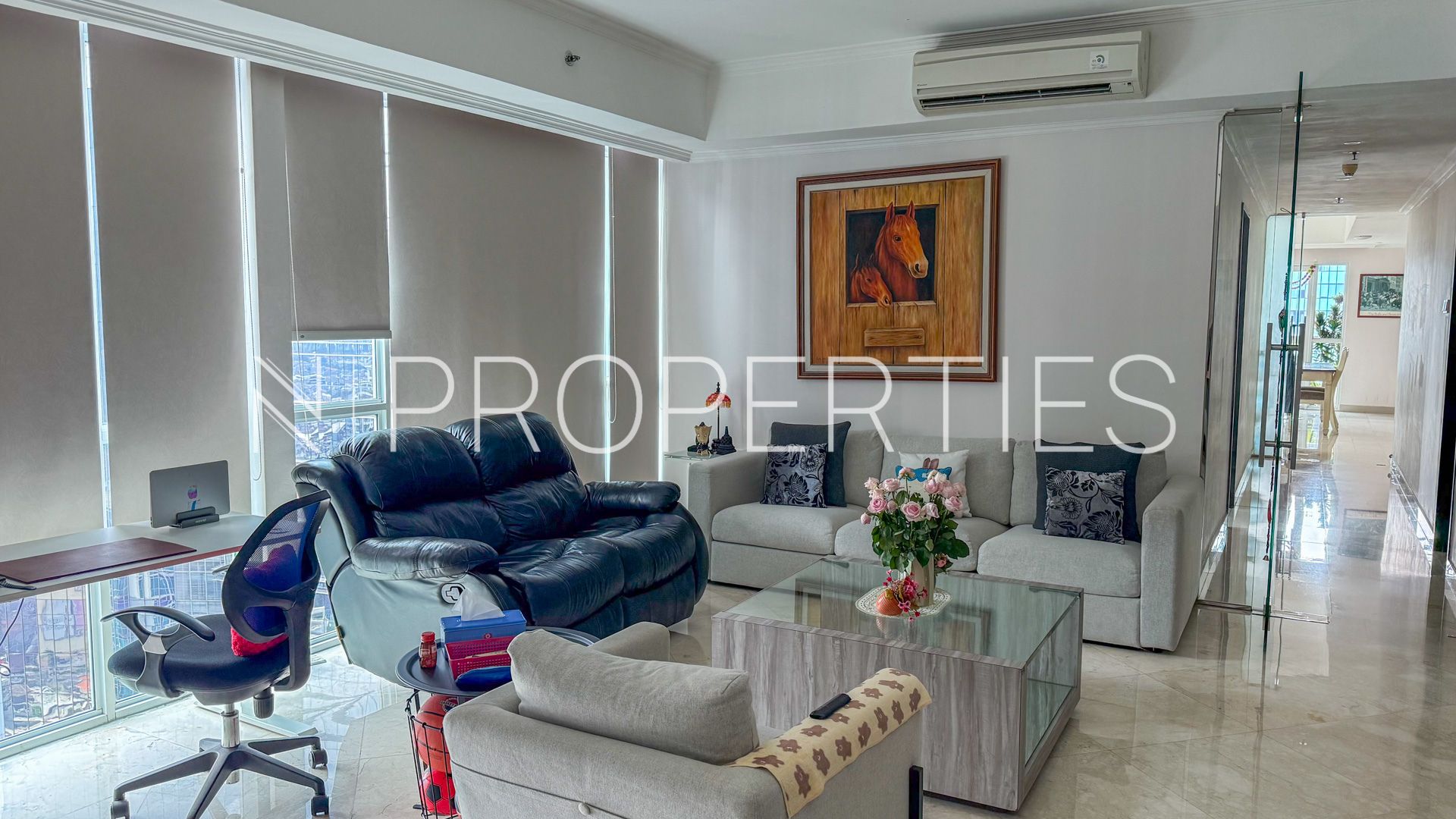 BELLAGIO RESIDENCE - 2BR - LIVING AREA 3