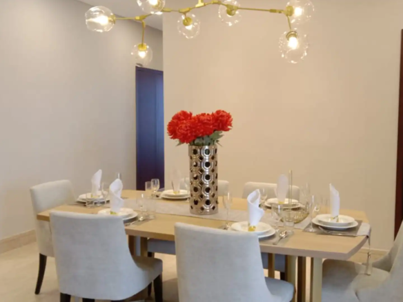 Capital Residence-3BR-Dining Area