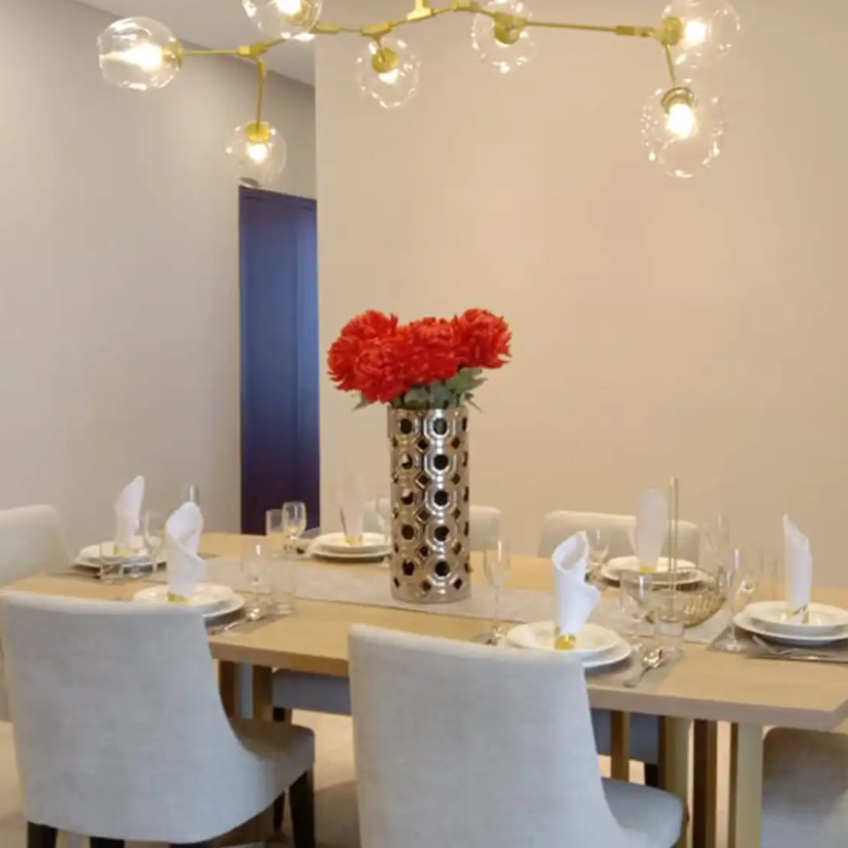 Capital Residence-3BR-Dining Area