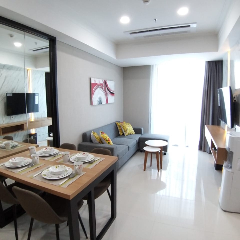 Casa Grande-2BR-Dining Area with Living Room