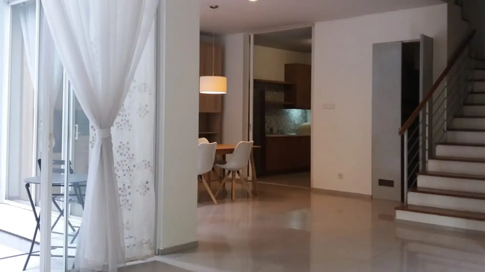 Casamora-4BR-Dining & Kitchen Area from Living Area View
