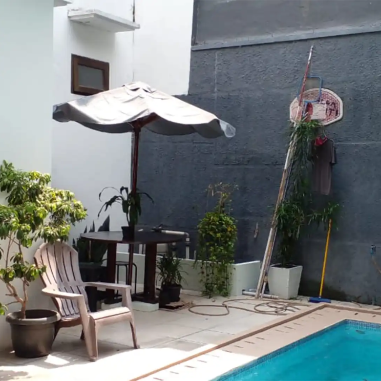 Cilandak-4BR-Swimming Pool