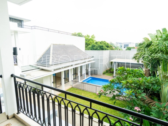 Jl.Pelita No.3-5BR-Balcony
