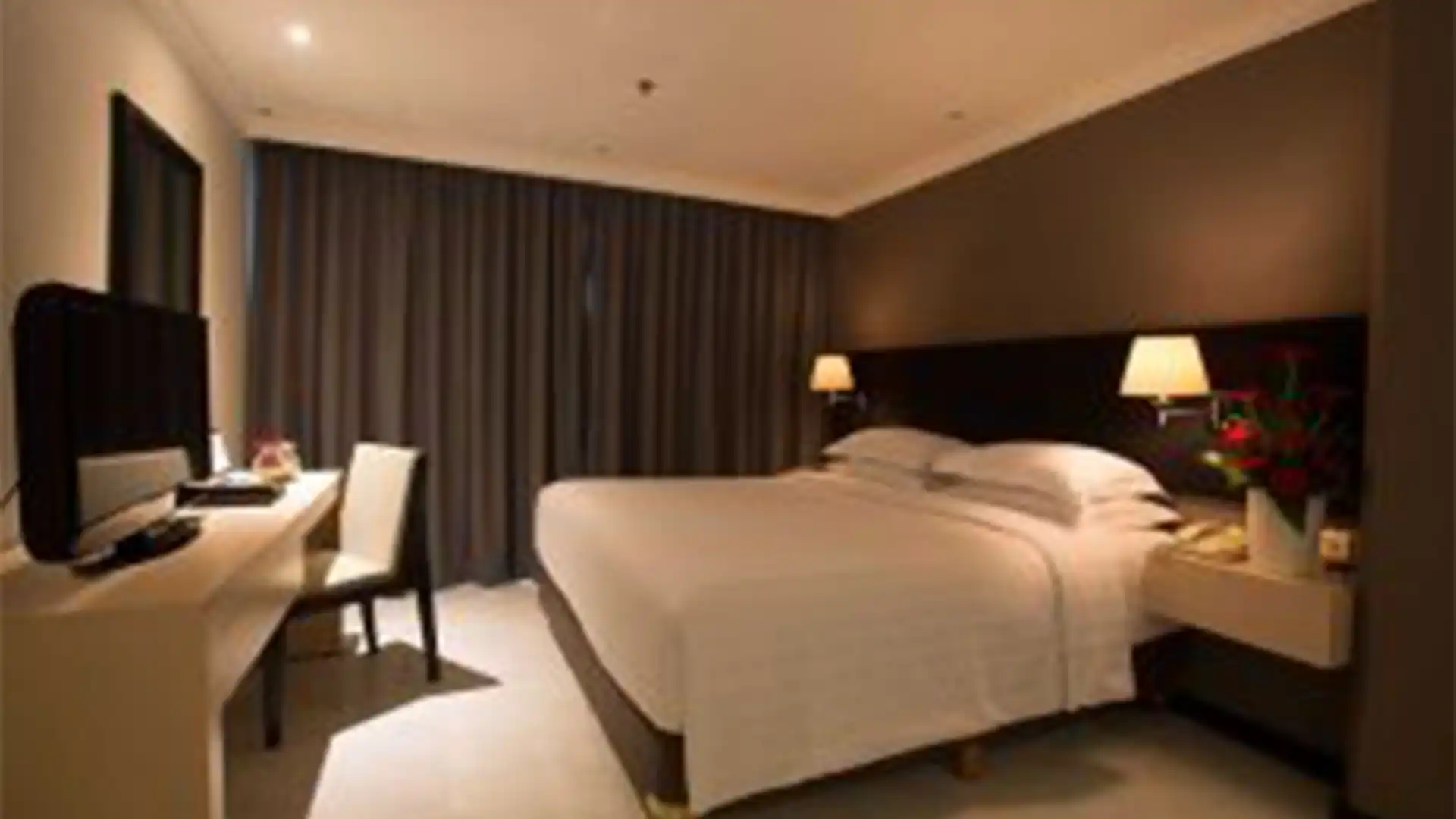 Hotel Kristal – Compact 1BR Apartment