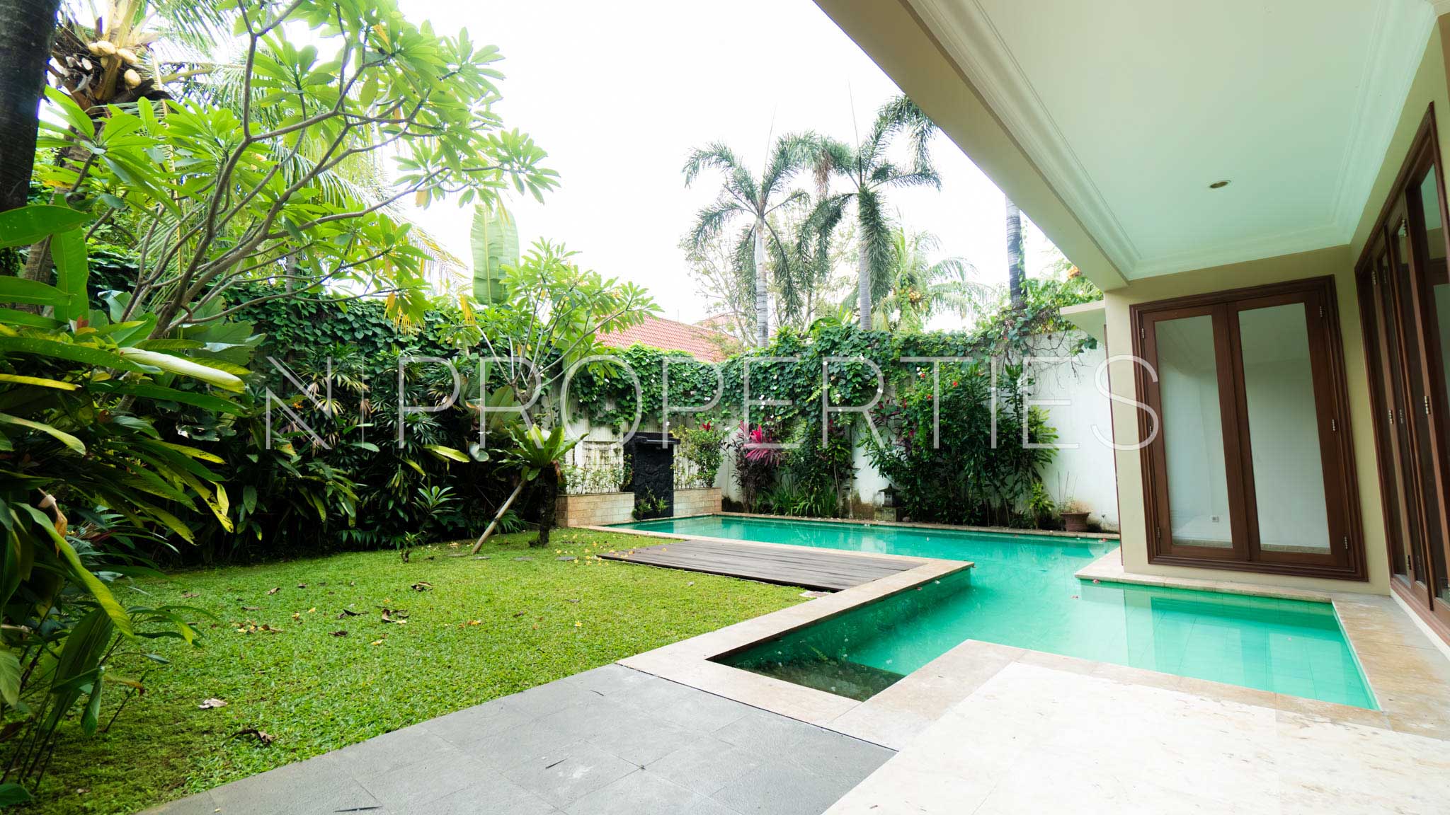 Kecapi 8-4BR-Backyard & Swimming Pool