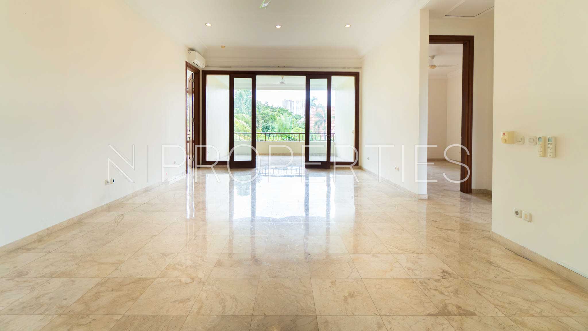 Kecapi 8-4BR-Second living area