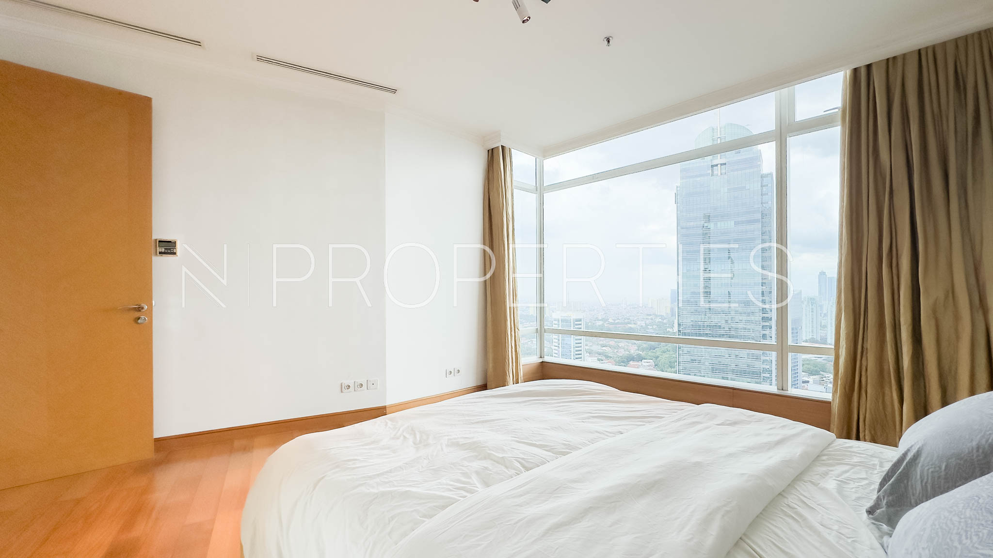 Kempinski Private Residence – 3BR Comfort Apartment