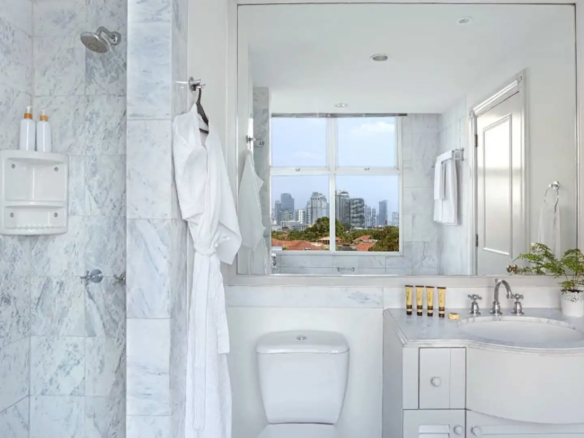 Menteng-2BR-Bathroom (2)