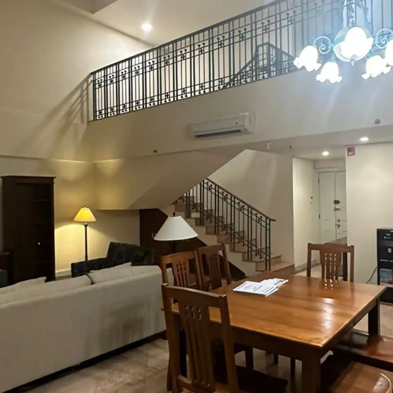 Menteng-3BR-Dining & Living Area