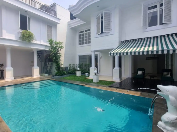 Niaga Duta-4BR-Swimming Pool