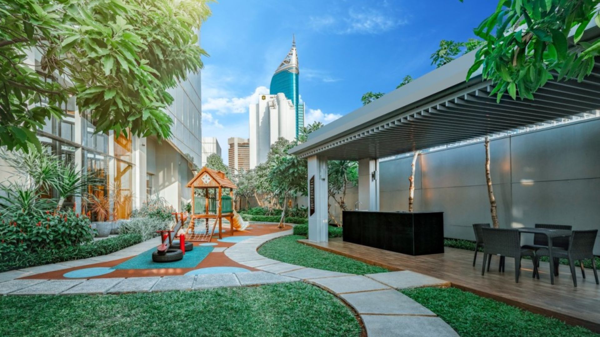 Elegant 2BR Luxury Residence – Casa Domaine