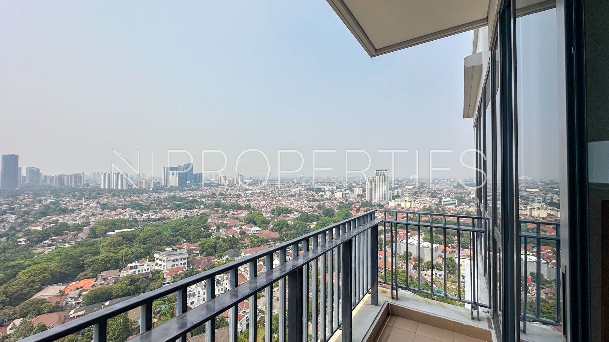 Family-Sized 3BR at Samara Suites