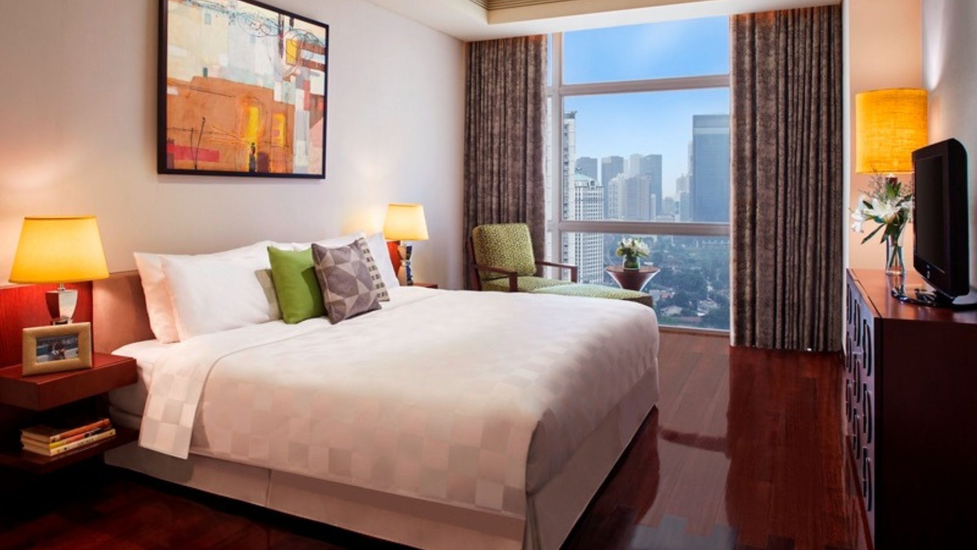 SHANGRI-LA RESIDENCE 1 – MASTER BEDROOM