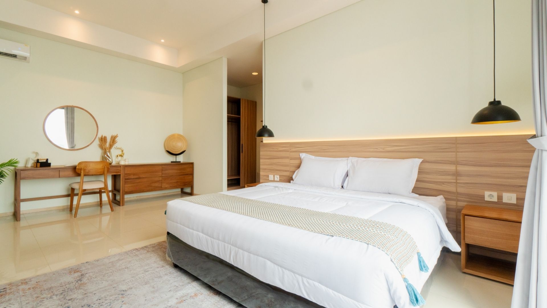 Premium 3BR Apartment at Samara Suites