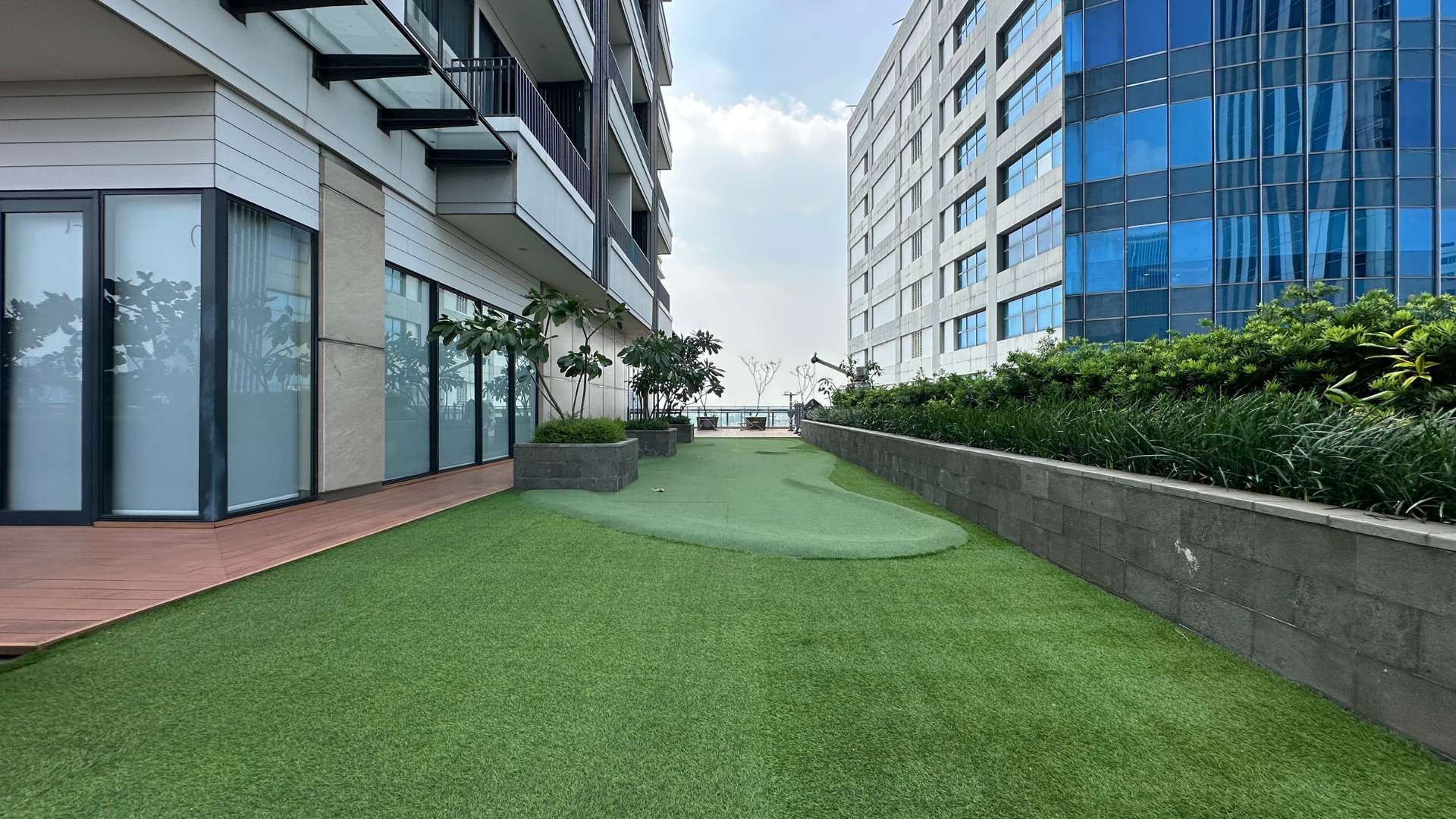 Premium 3BR Apartment at Samara Suites