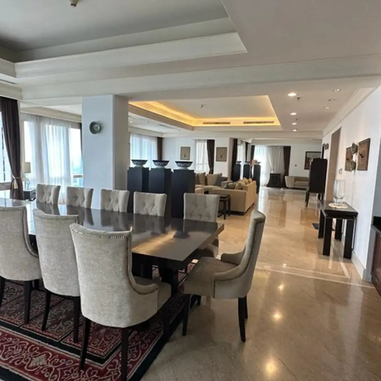 Scbd Suites-2BR-Dining Area